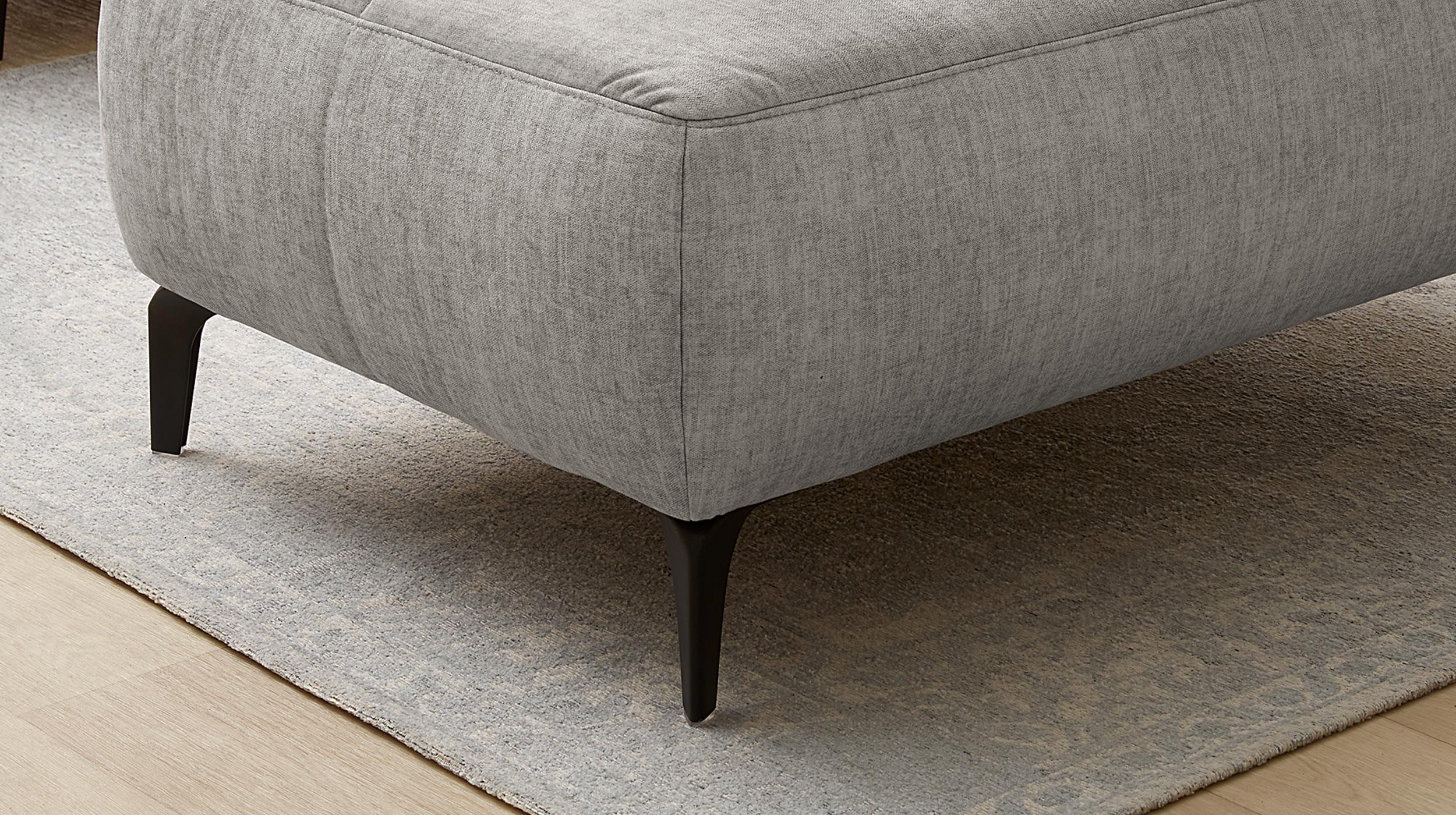 Hocker Sitzhocker 79 x 111 cm  hellgrau Veloursbezug - SALO
