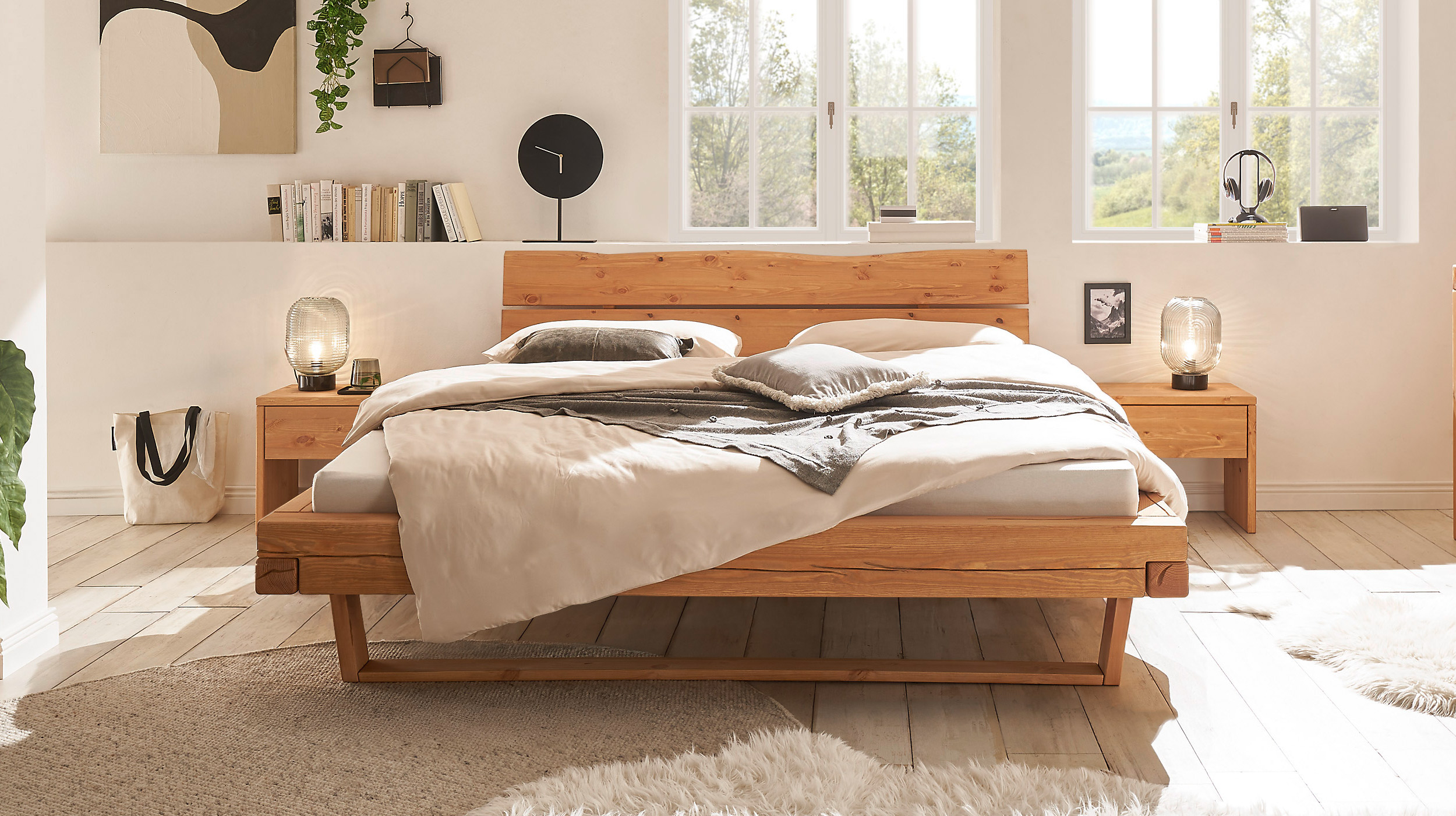 Balkenbett 180 cm Kiefer massiv Holzbeine - LIVAN