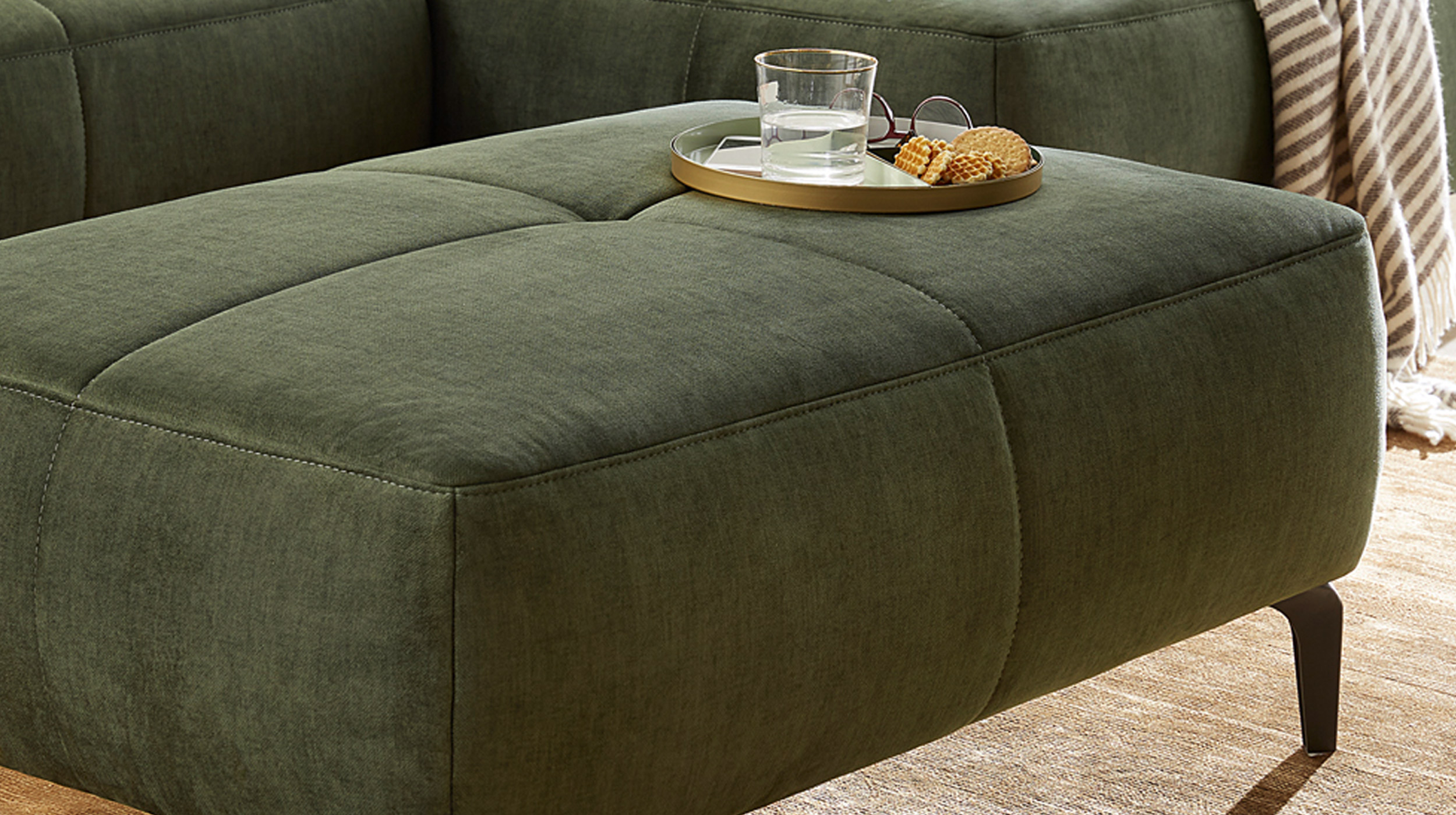 Hocker Sitzhocker 79 x 111 cm grün Veloursbezug - SALO