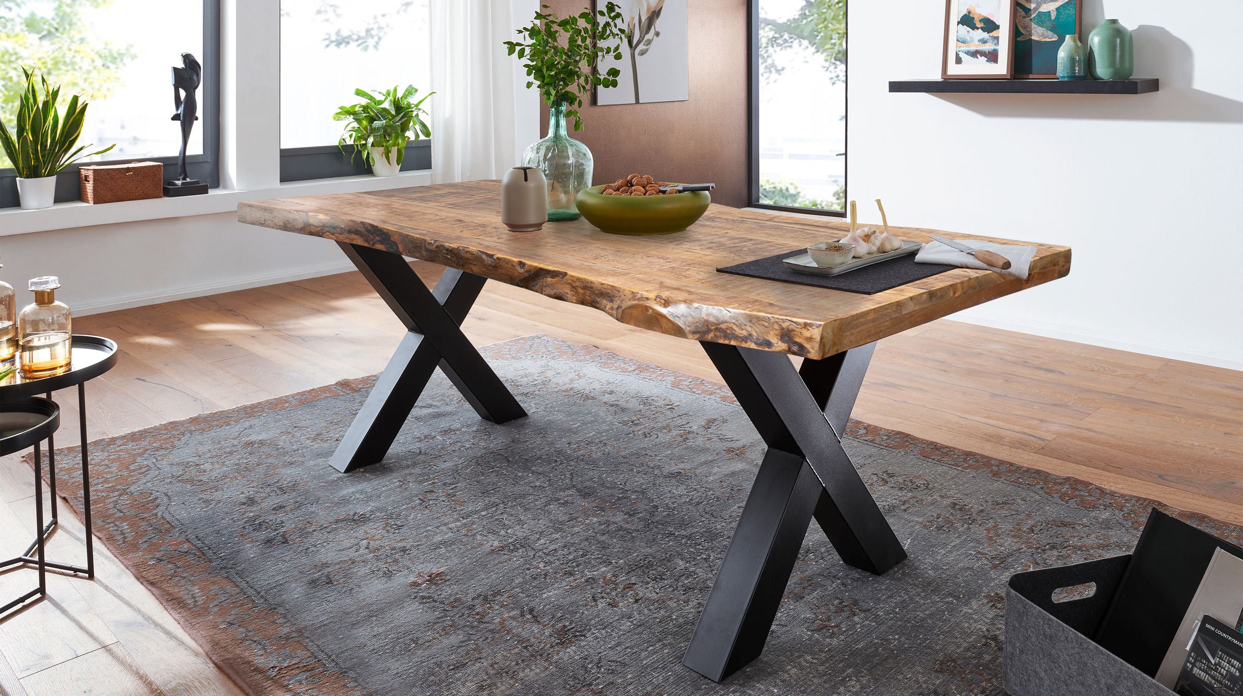 Esstisch Baumkantentisch 180 cm massiv Mango - TOMASO