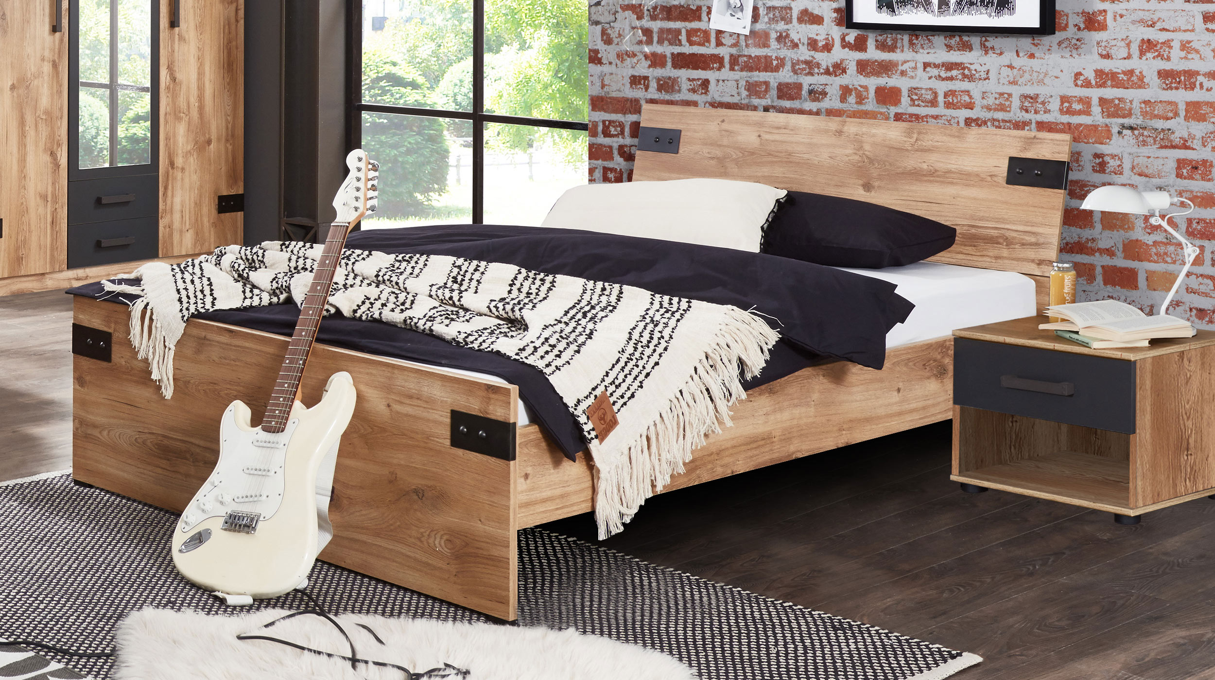 Jugendbett 140 x 200 cm Plankeneiche - graphit - LIVERPOOL