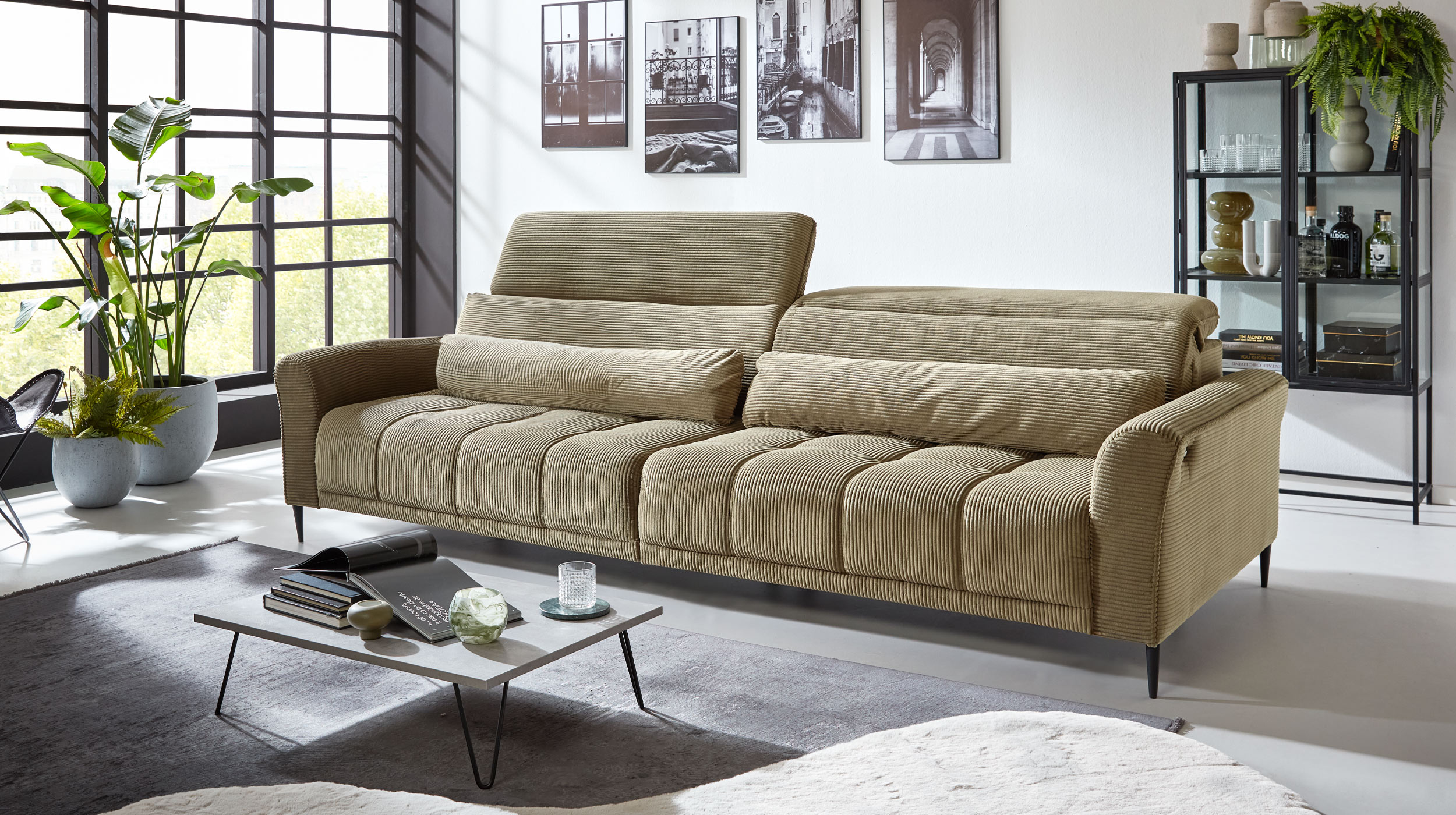 Big Sofa Cord grün ausziehbar - Sitztiefenverstellung - 280 cm - LOGAN