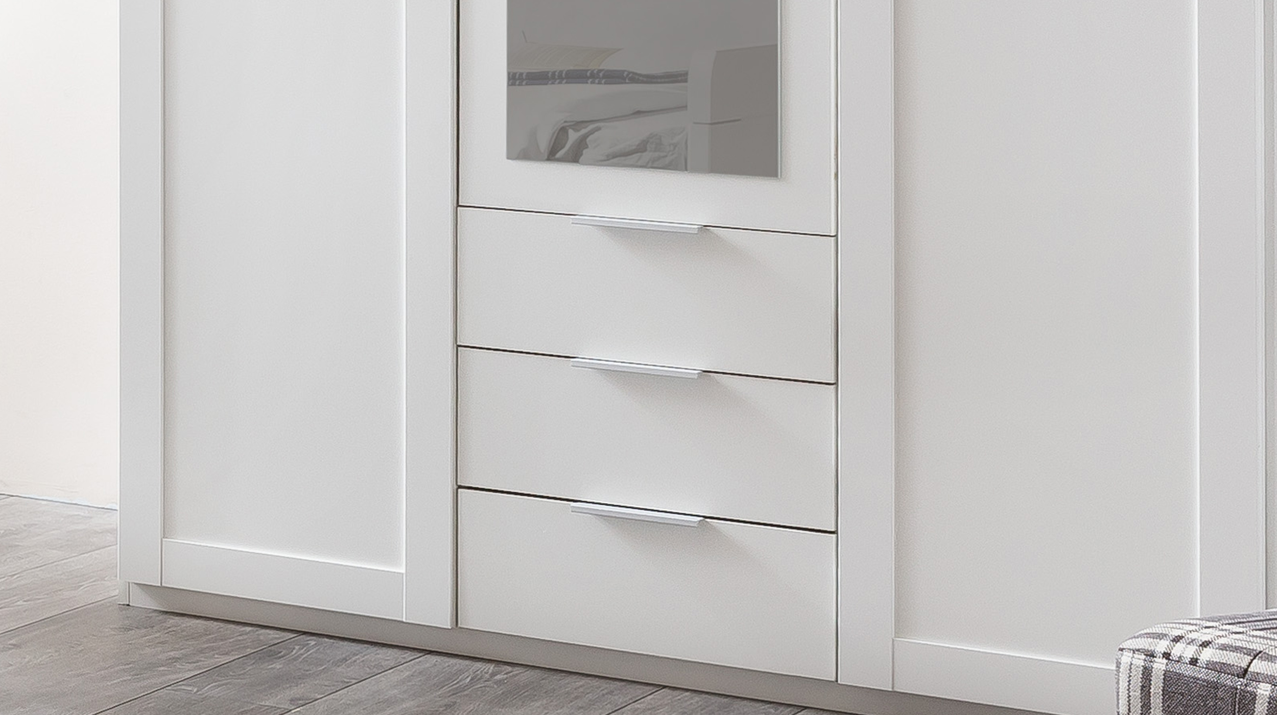 Kleiderschrank mit Spiegel weiß 135 cm - 3-türig - NADJA