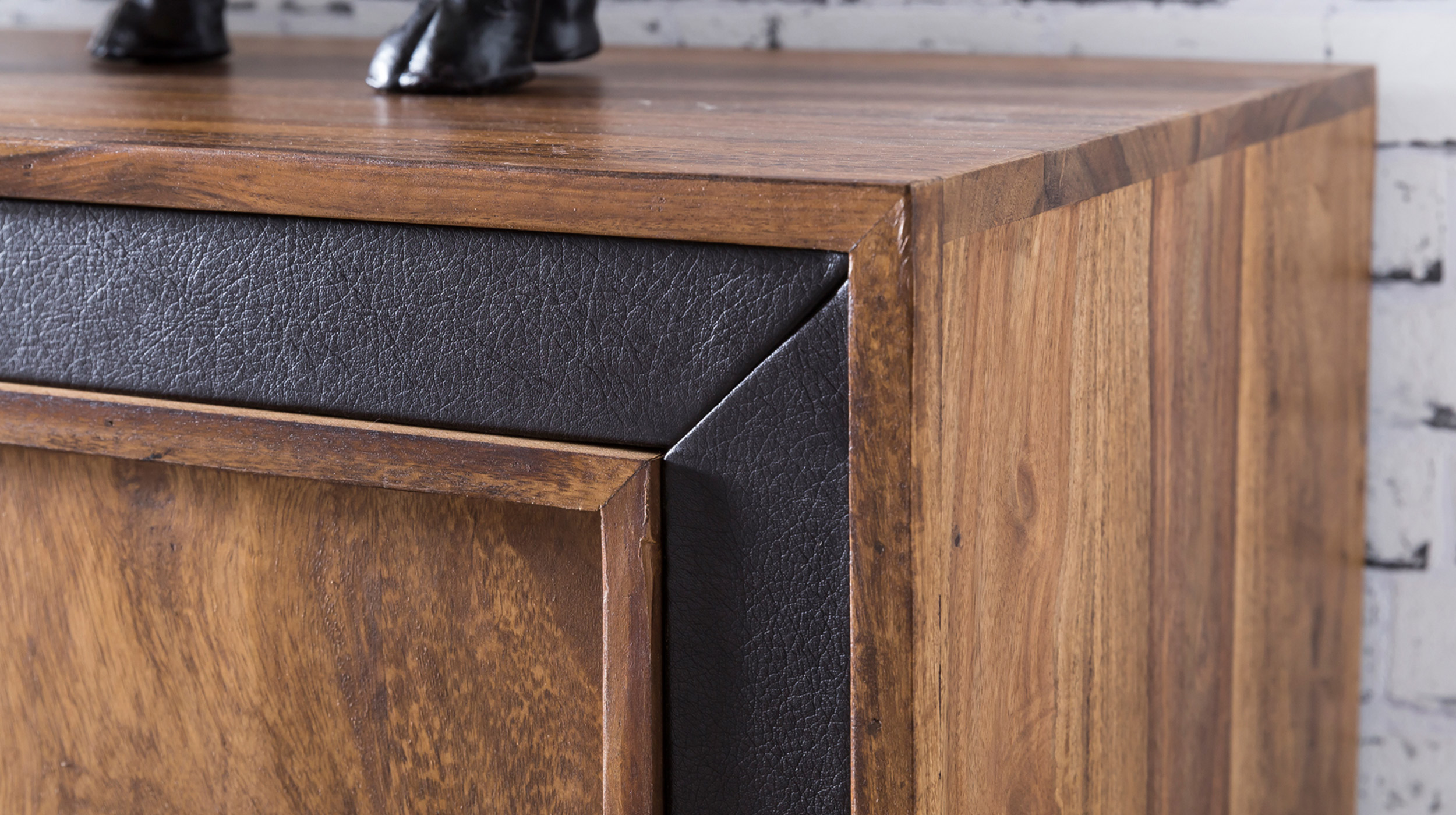 Sideboard 3 Schubladen Sheesham massiv gebeizt 160 cm - NORDLY