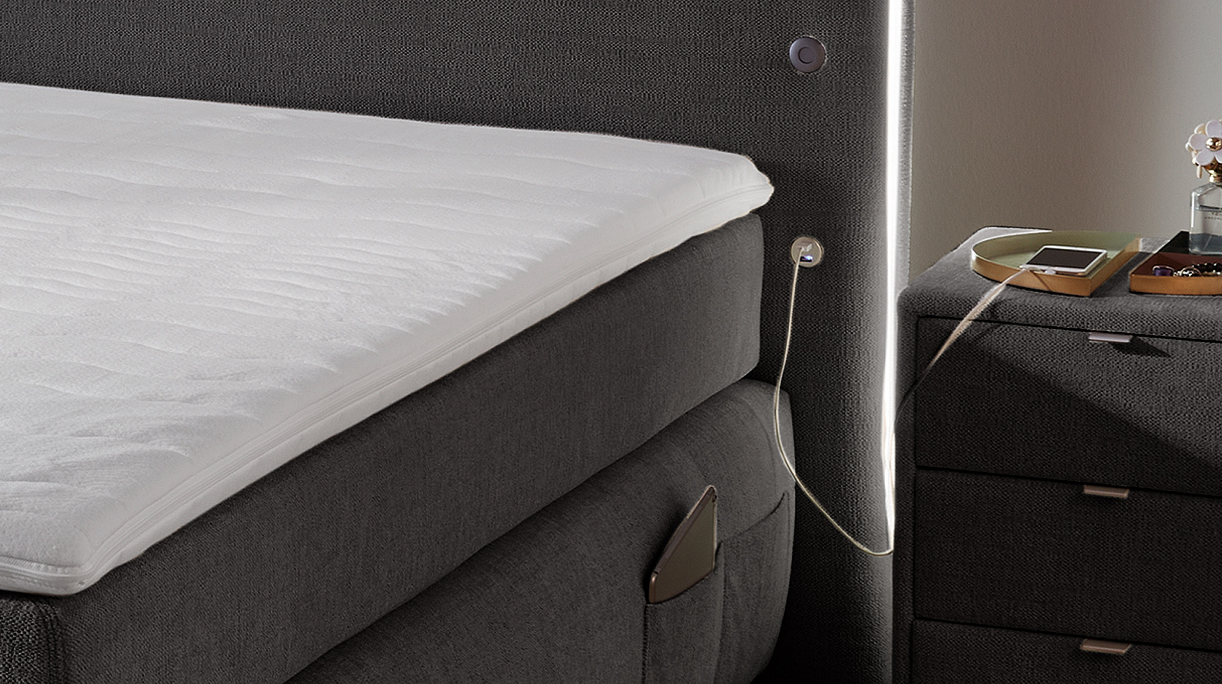 Boxspringbett 180 x 200 cm grau LED Chenille - LIVIA