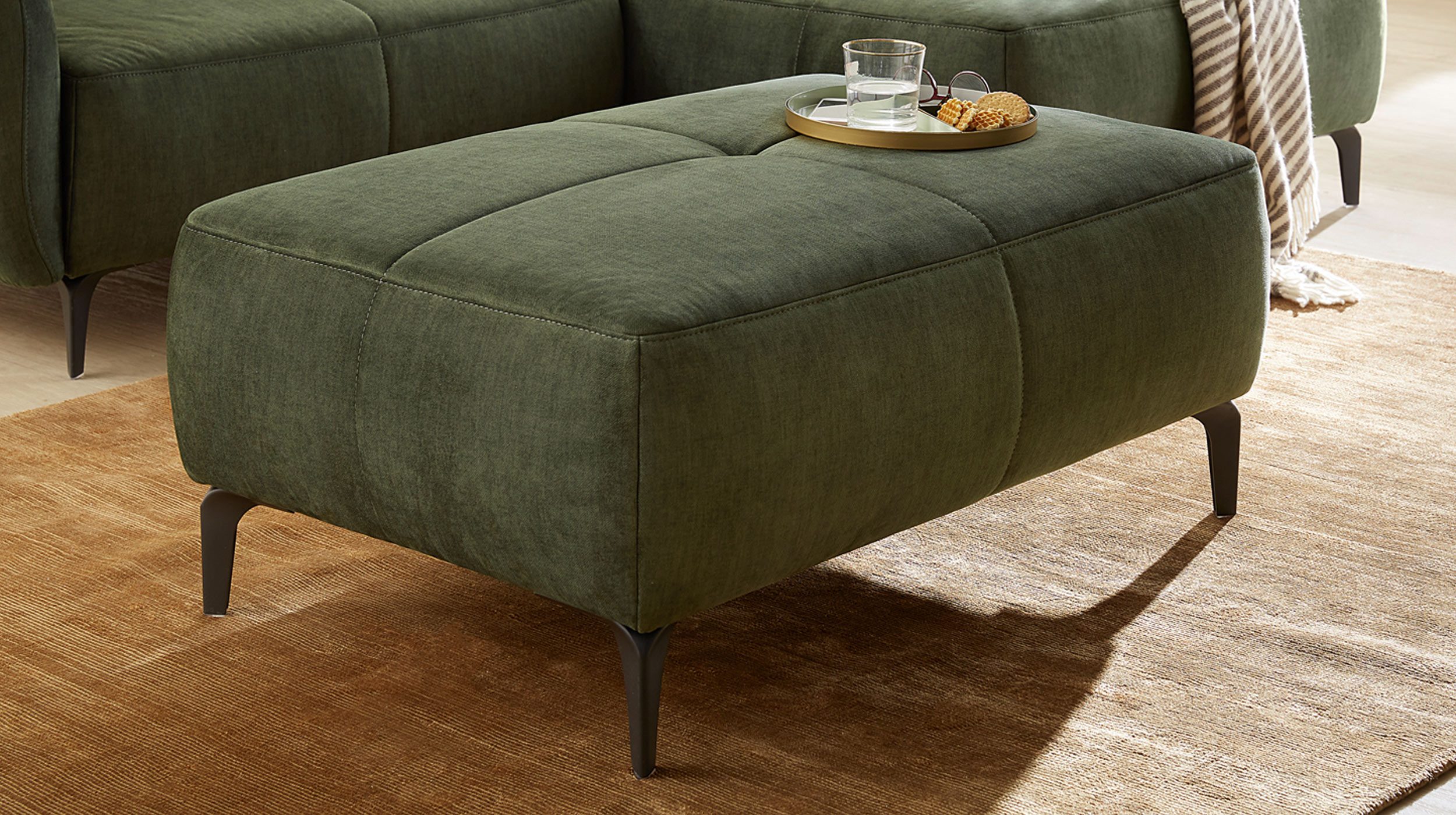 Hocker Sitzhocker 79 x 111 cm grün Veloursbezug - SALO