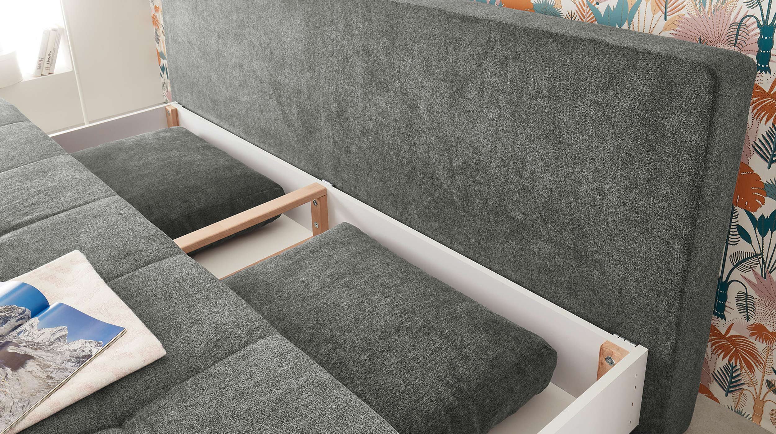 Schlafsofa grau Bettkasten ausziehbar Federkern 208 cm - AMBRA