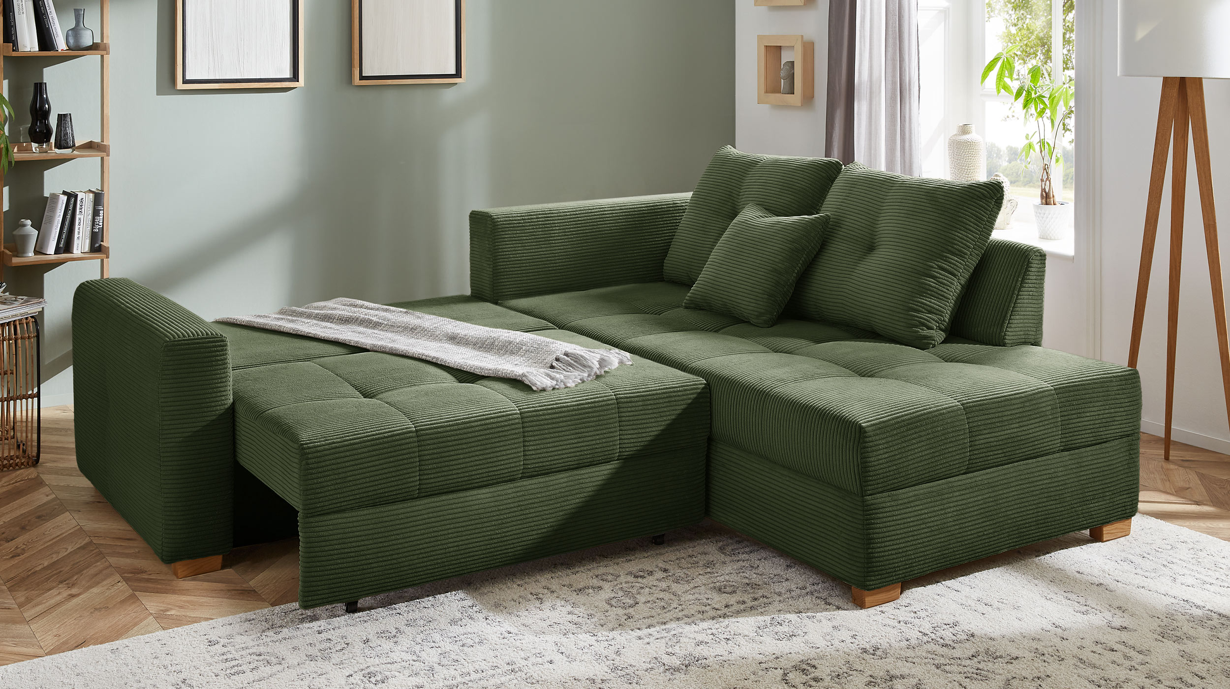 Ecksofa Cord grün 228 cm - Schlaffunktion Bettkasten - HEIDELBERG