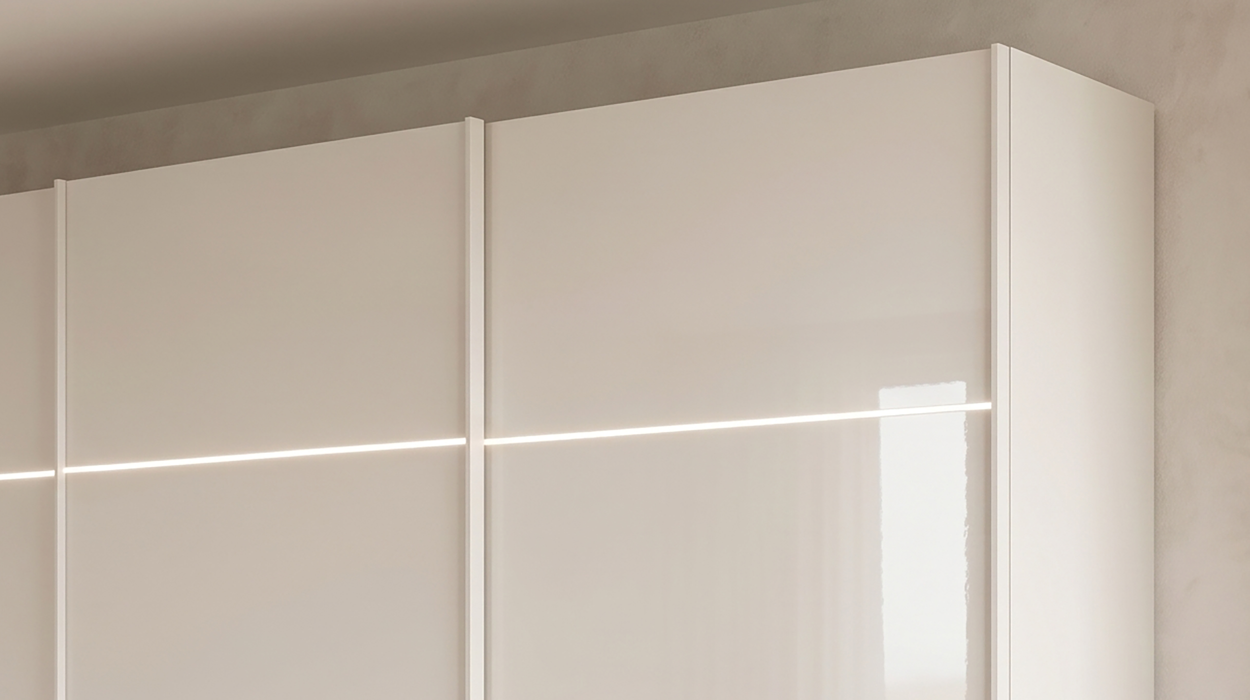 Schwebetürenschrank