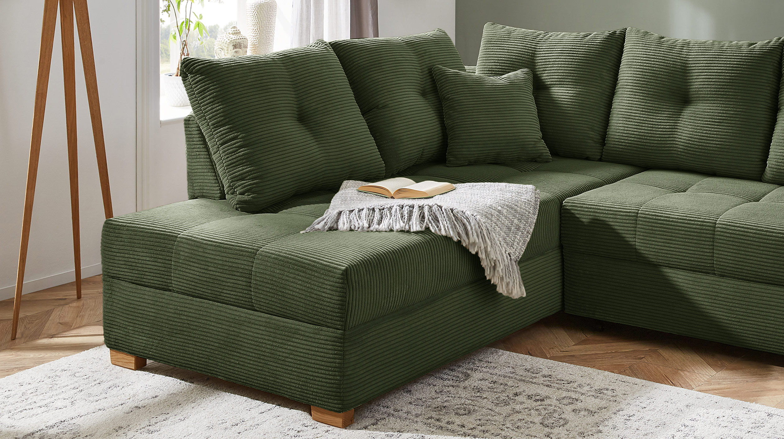 Ecksofa Cord grün 228 cm - Schlaffunktion Bettkasten - HEIDELBERG