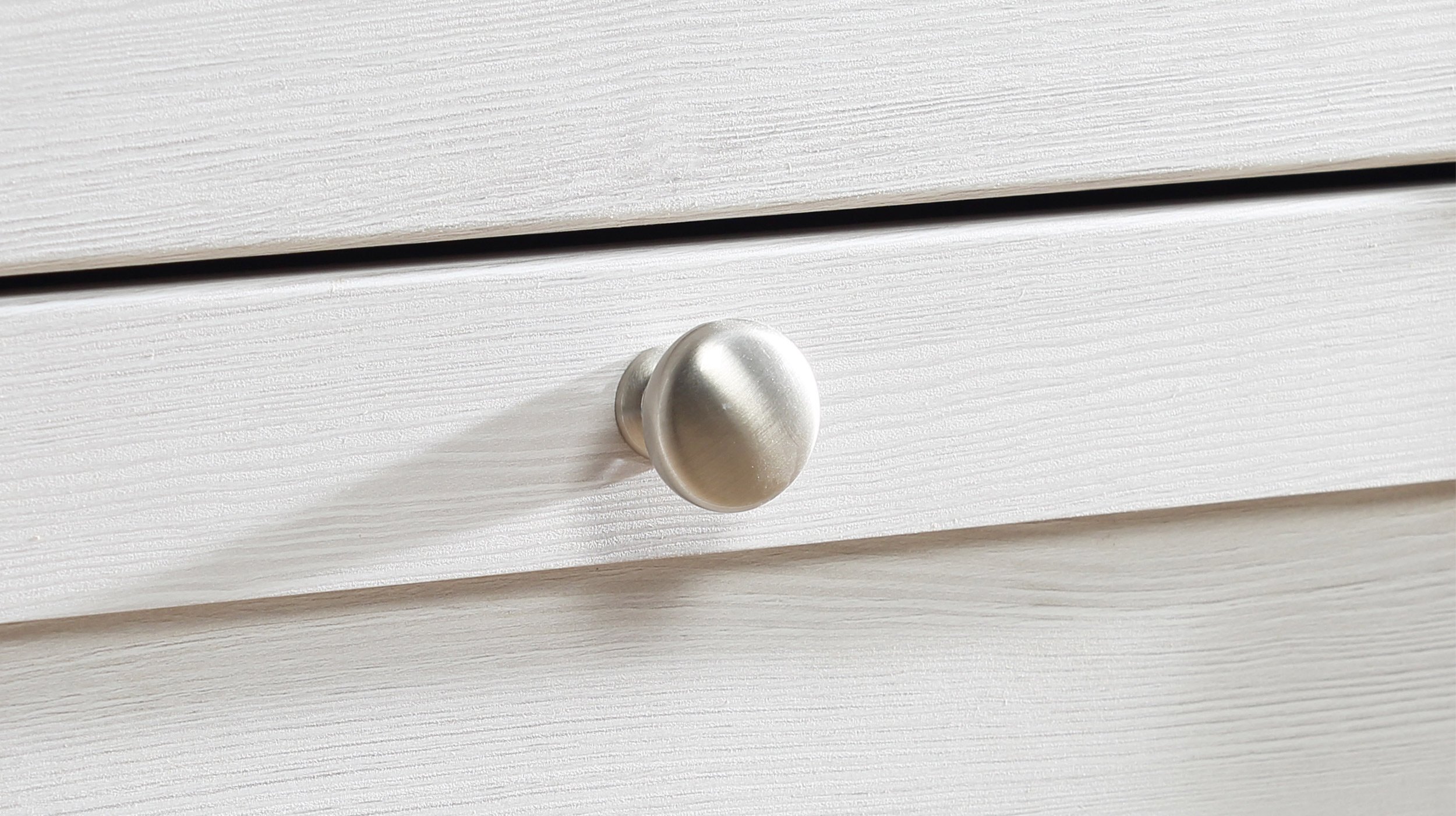 Highboard Schneeeiche 136 cm mit LED - Beleuchtung - ILOPPA