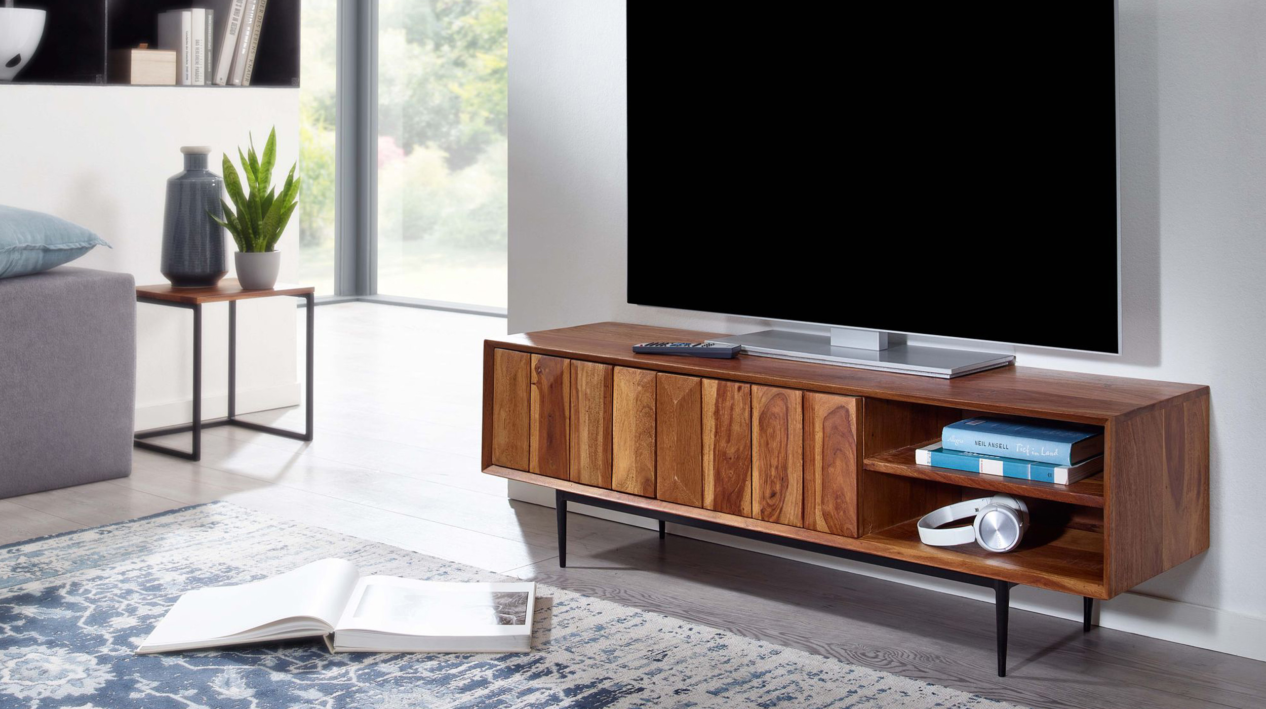 TV-Lowboard Sheesham massiv lackiert 123 cm - STREVA
